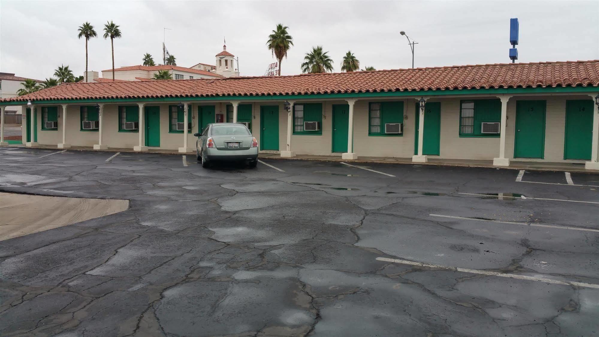 Border Motel 칼렉시코 외부 사진